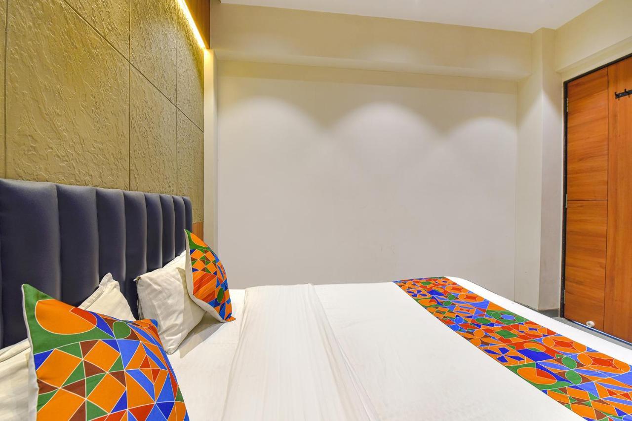 OYO 93041 Hotel Udhna Inn Surat Exterior foto