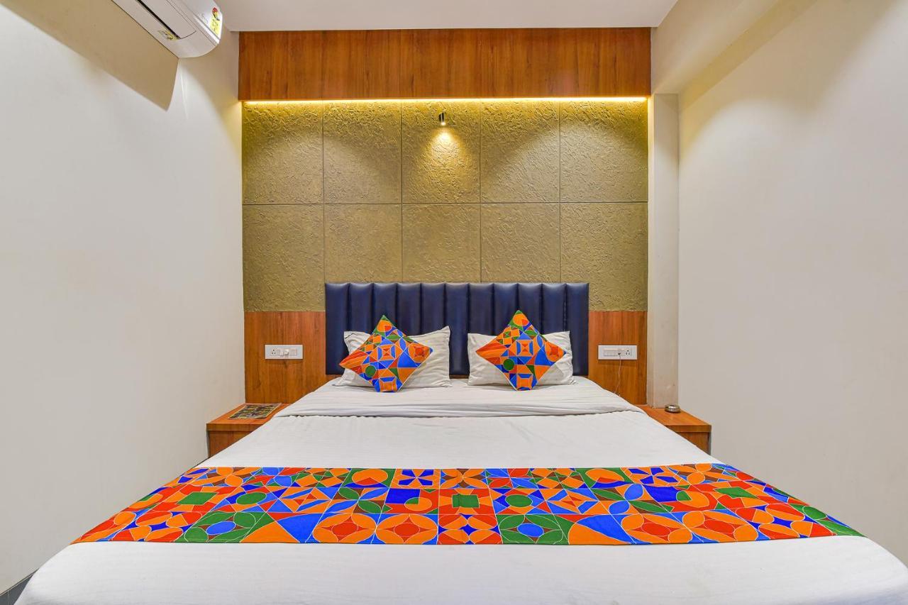 OYO 93041 Hotel Udhna Inn Surat Exterior foto